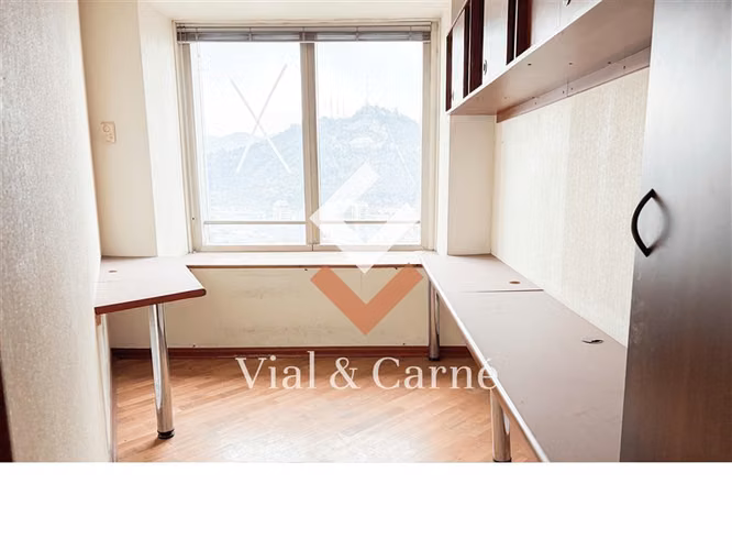 Oficina en arriendo en Santiago / Miraflores