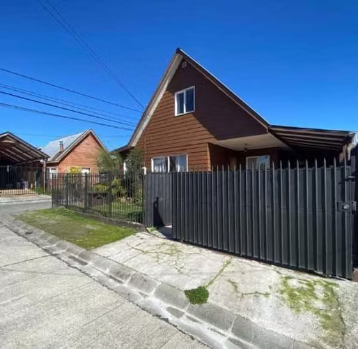 CASA 2 PISOS EN VENTA SECTOR PARQUE FUNDADORES (179571)