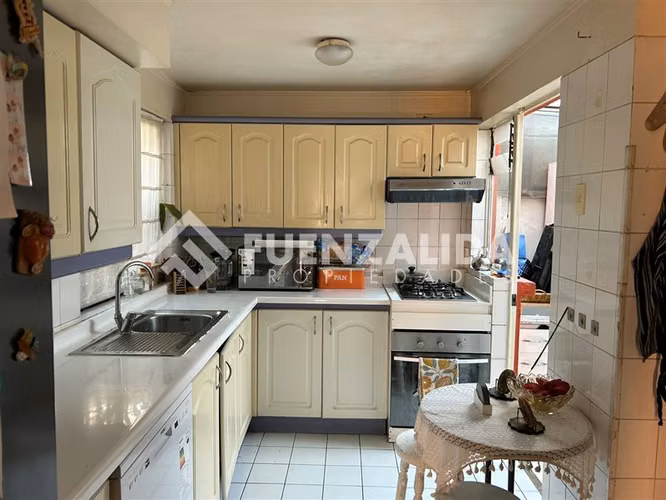 Casa en venta de 4 dorm. en Peñalolén - Imagen 12