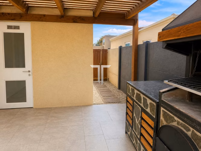 Casa 3D + 3B con piscina en Laguna del Sol | Padre Hurtado