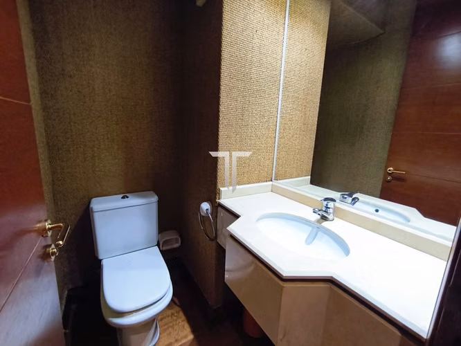 Departamento en arriendo c/ estacionamiento en Barrio El Golf