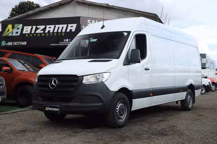 Mercedes Benz Sprinter modelo 316 Cdi año 2023 versión larga para 14mt3