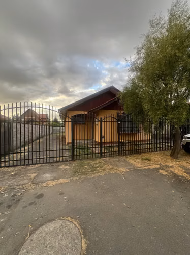 Se vende casa de 1 piso en sector Santa María