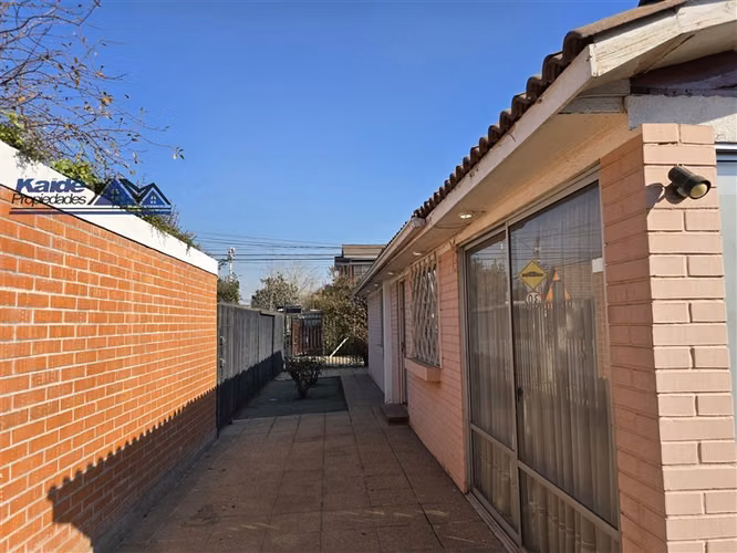 Casa en venta de 3 dorm. en Maipú