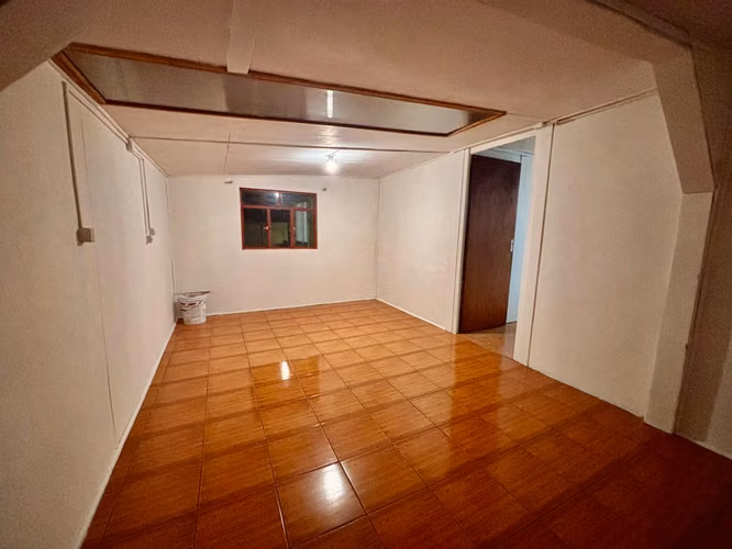 Amplia Casa en Venta en Lagunillas Coronel - Imagen 13