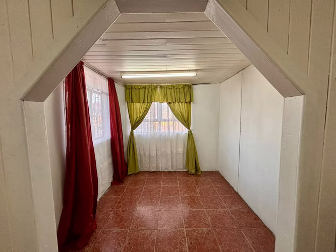 Amplia Casa en Venta en Lagunillas Coronel - Imagen 15