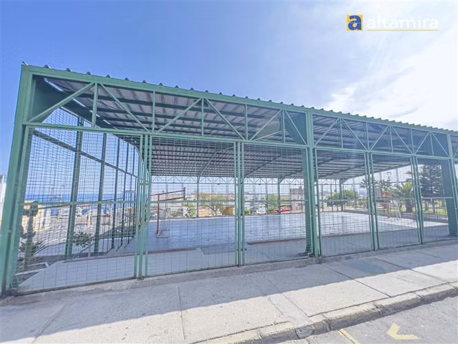 Casa en arriendo de 4 dorm. en Iquique