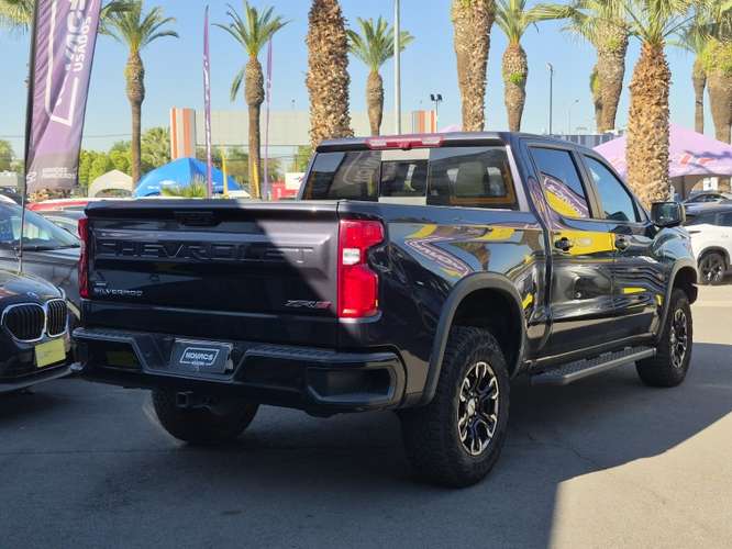 Chevrolet Silverado Silverado 6.2l Zr2 At 4wd... - Imagen 4
