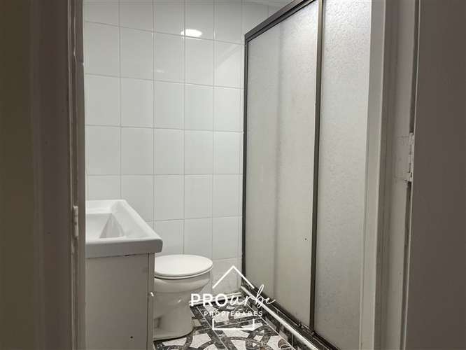 Gran Oportunidad Amplio Dpto/Oficina 3D/2B Patio Interior - Imagen 4