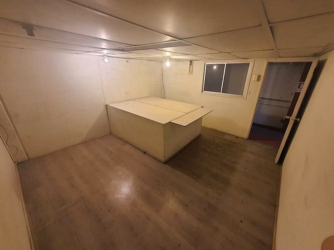 SE ARRIENDA AMPLIA Y EQUIPADA BODEGA EN BARRIO FRANKLIN