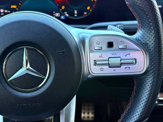 Mercedes-benz A 200 1.3 AMG LINE 4X2 SEDAN AT 4P 2023