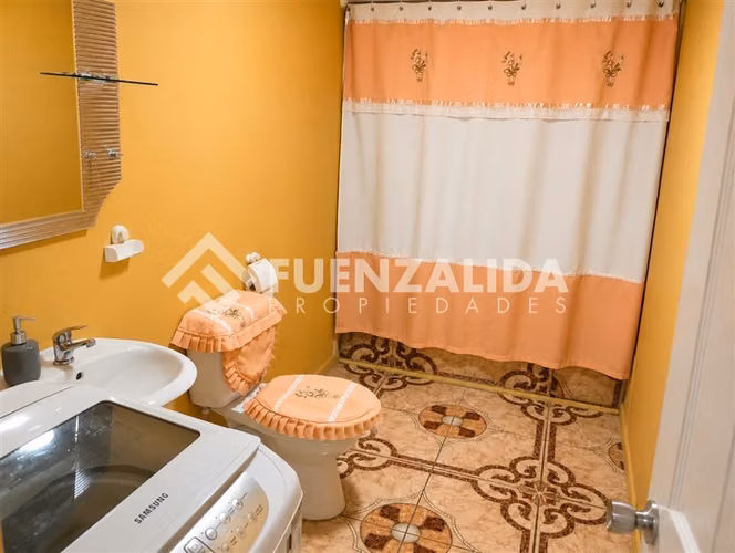 Vendemos amplia casa 4D2B excelente ubicación en Llanquihue