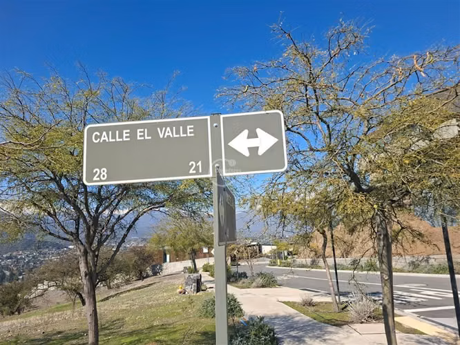 Sitio en venta en Lo Barnechea