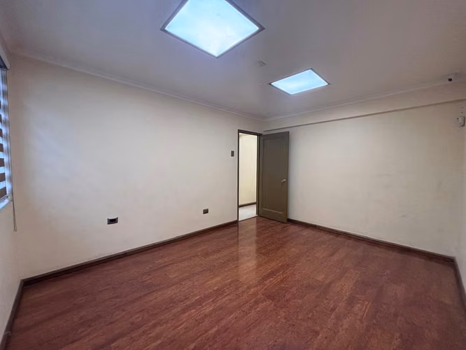 Se arrienda Piso completo 100 mts2