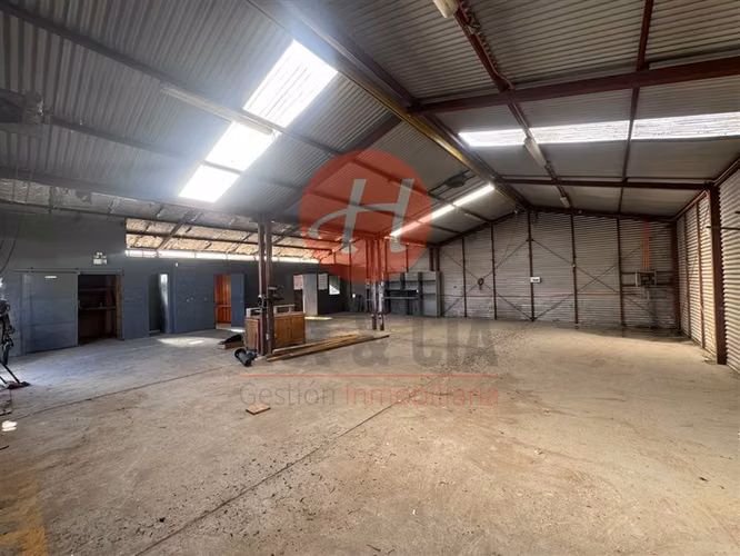 Bodega en Arriendo en Camino Botrolhue, Temuco 220 m - Imagen 1