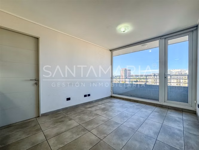 Arriendo Dpto. 2 Dorm con Estac en calle Heras, Concepción