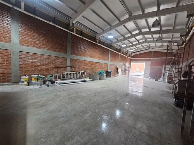 Galpon en arriendo, remodelado.