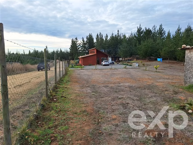 Vende Sitio con casa 135m2 en Pichilemu - Imagen 15