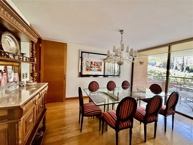 Departamento en venta de 3 dorm. en Vitacura