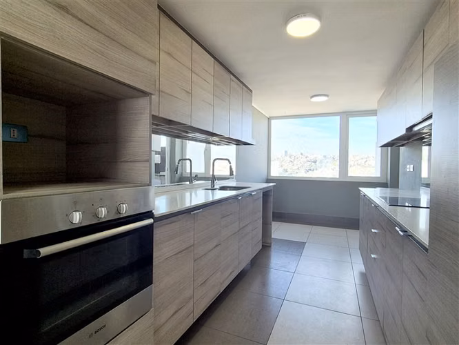Departamento en arriendo de 3 dorm. en Viña del Mar