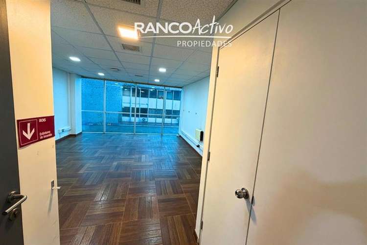 Gran Oficina en Arriendo Paseo Libertad Valdivia