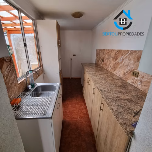 BERTOLI PROPIEDADES ARRIENDA CASA EN MAURICIO RUGE