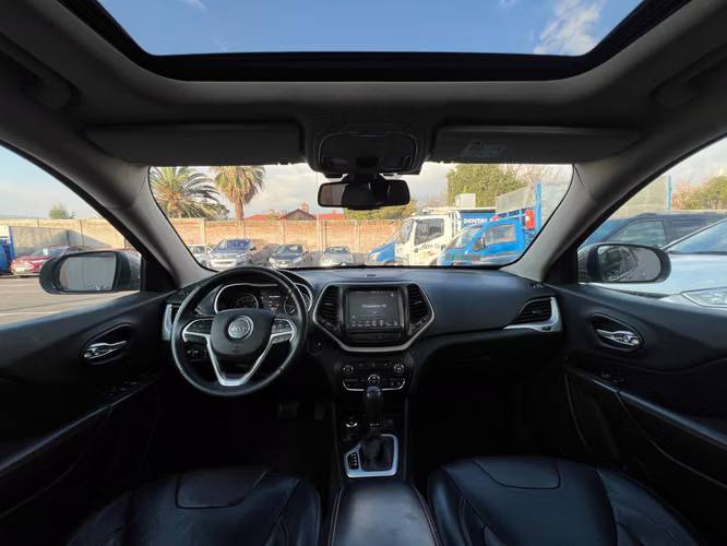 Jeep Cherokee LIMITED 3.2 2015