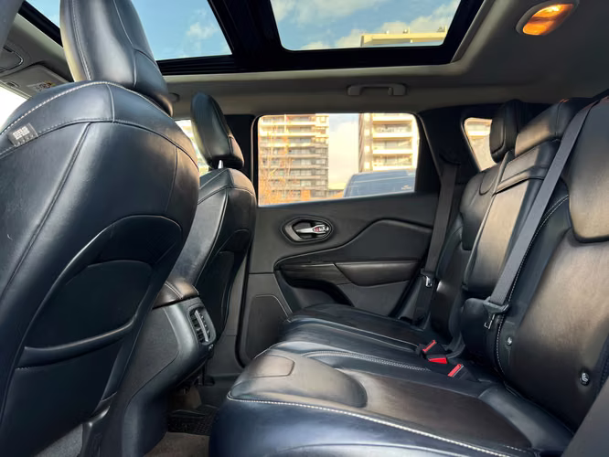 Jeep Cherokee LIMITED 3.2 2015
