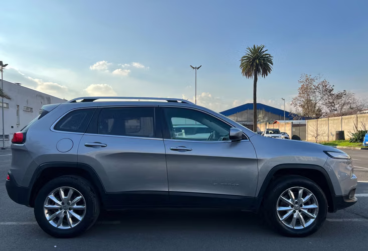 Jeep Cherokee LIMITED 3.2 2015