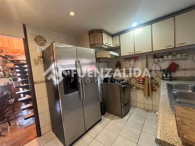 Casa en venta de 5 dorm. en Las Condes - Imagen 8