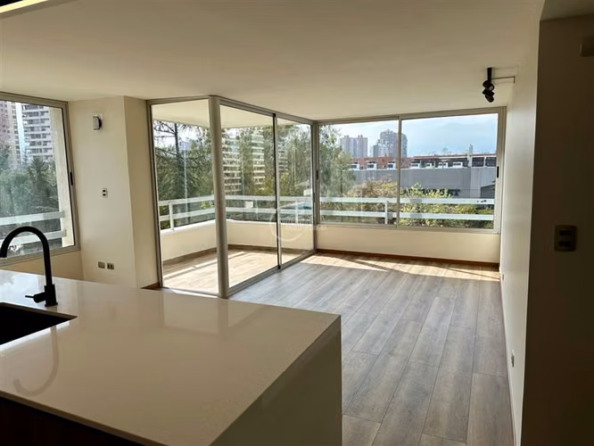 Departamento en arriendo de 3 dorm. en Las Condes - Imagen 2