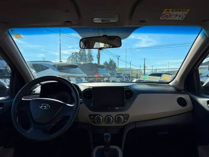 Hyundai I10  1.2 GLS 4X2 HB AC 2AB MT 5P 2017