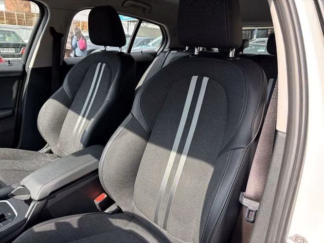 BMW 118 2023