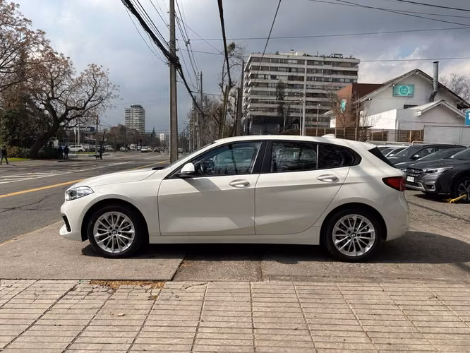BMW 118 2023