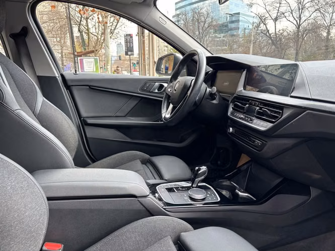 BMW 118 2023