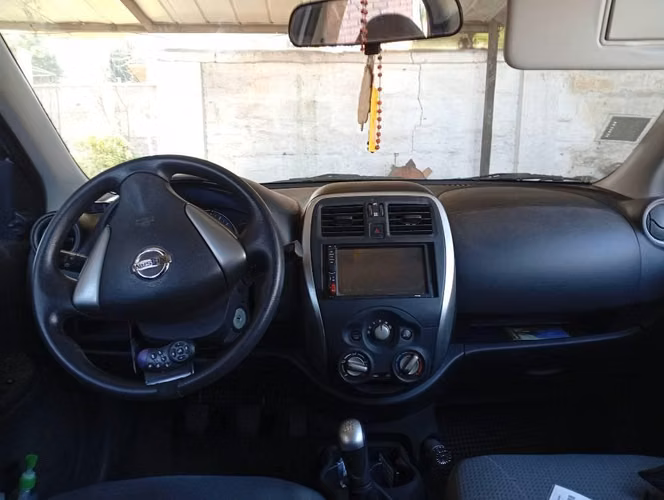 Vendo Suzuki Nissan March