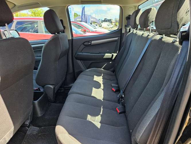 Chevrolet Colorado 2.8TD WT MT 4WD S 2025