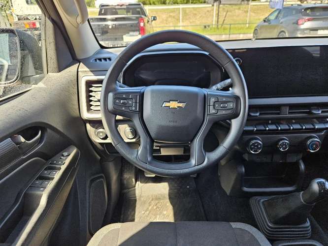 Chevrolet Colorado 2.8TD WT MT 4WD S 2025