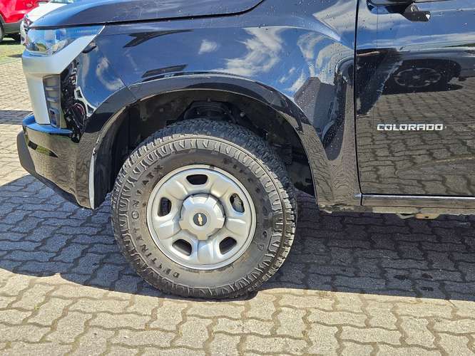 Chevrolet Colorado 2.8TD WT MT 4WD S 2025