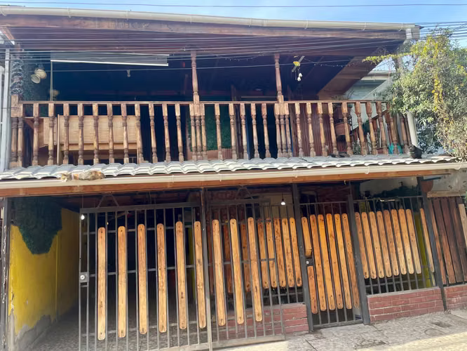 AMPLIA CASA SÓLIDA EN SAN BERNARDO – EXCELENTE OPORTUNIDAD DE COMPRA CON SUBSIDIO EN TU VIVIENDA - Imagen 2