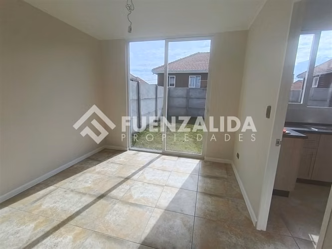 Casa en arriendo de 3 dormitorios en Puente Alto, ECH