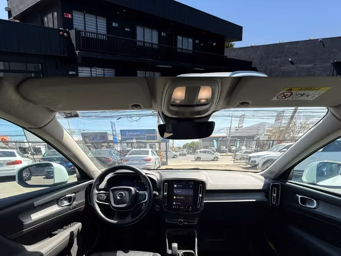 Volvo XC40 B4 PLUS 2.0 AUT