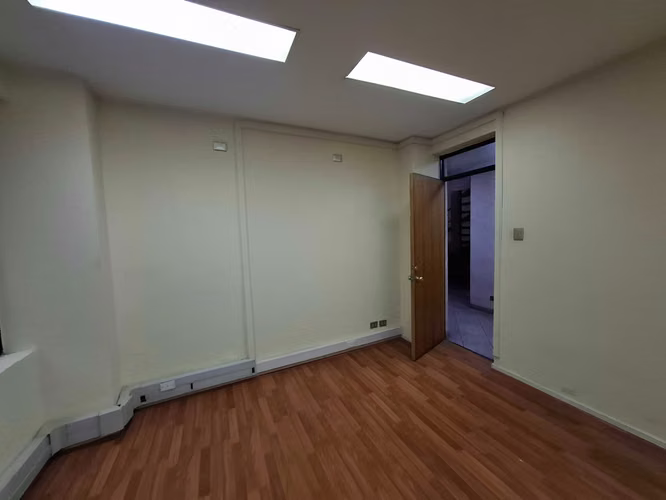 Oficinas en arriendo a pasos centro de Rancagua (179615)
