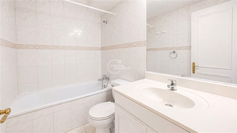 Depto en arriendo de 3 dorm.+ Servicios en Las Condes - Imagen 20