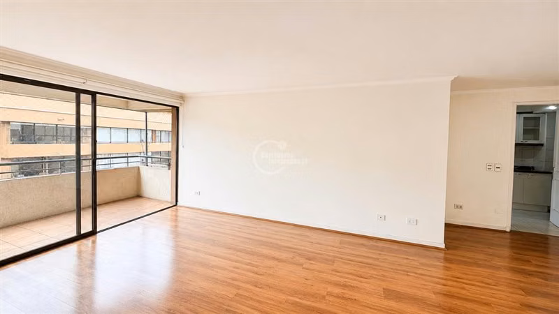 Depto en arriendo de 3 dorm.+ Servicios en Las Condes - Imagen 6