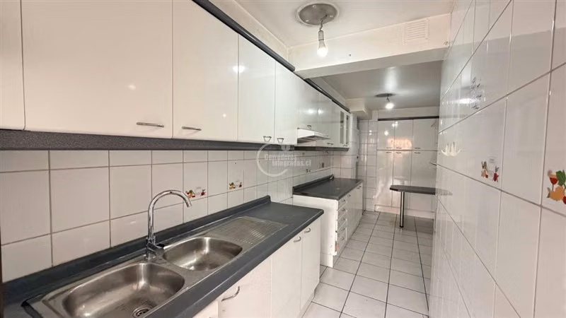 Depto en arriendo de 3 dorm.+ Servicios en Las Condes - Imagen 11