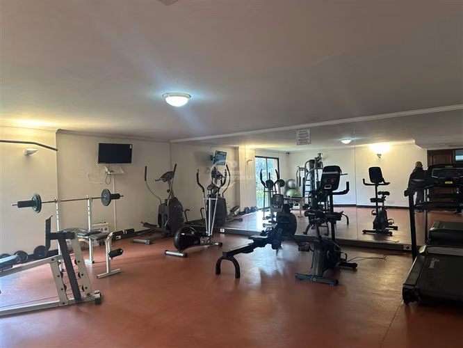 Depto en arriendo de 3 dorm.+ Servicios en Las Condes - Imagen 4