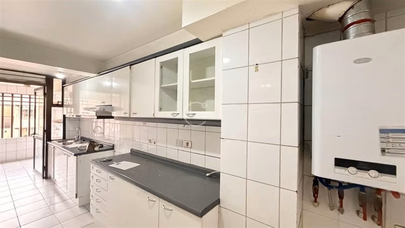 Depto en arriendo de 3 dorm.+ Servicios en Las Condes - Imagen 12