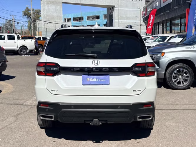 Honda Pilot 3.5 ELITE 4X4 AT 5P	 2023