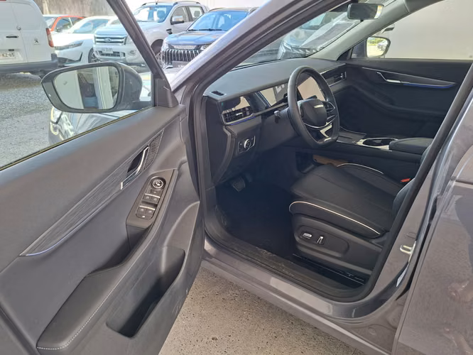 JAECOO J5 SUMMIT 1.5T CVT9 - Imagen 3